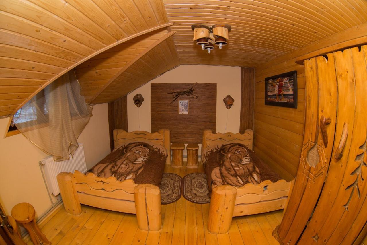 Садиба Вежа Verkhovyna Exterior foto