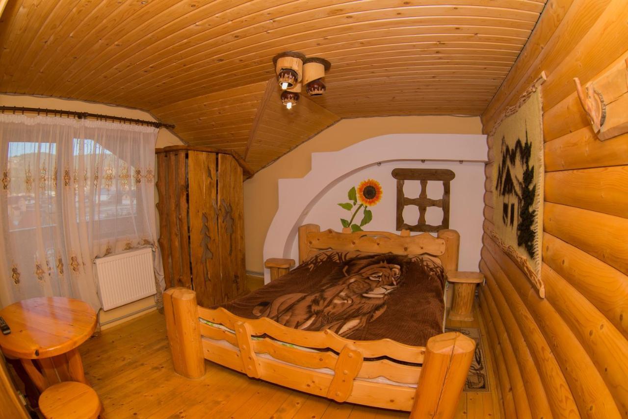 Садиба Вежа Verkhovyna Exterior foto